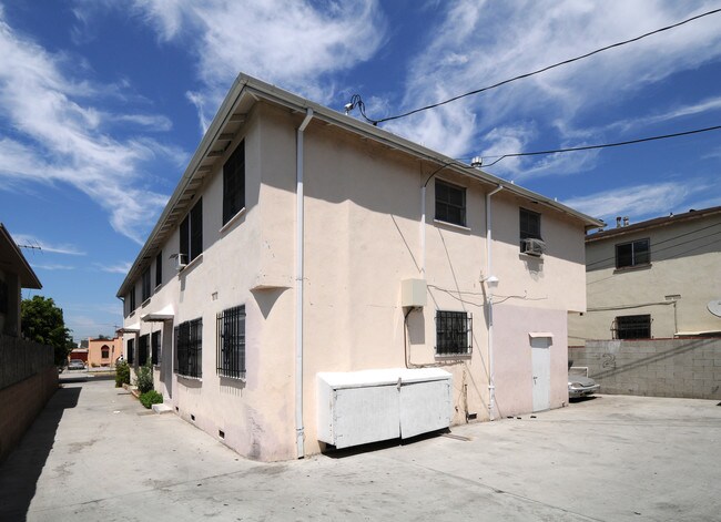 1118 N BERENDO ST in Los Angeles, CA - Building Photo - Building Photo