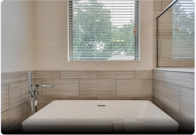 property at 3514 Bastrop St