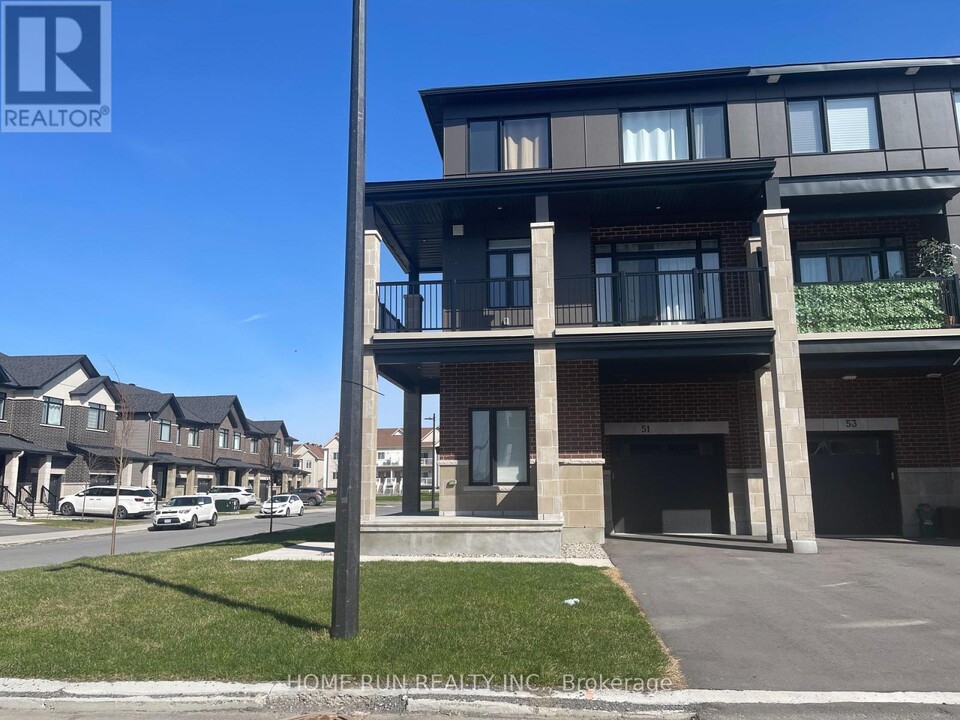 51 Arinto Pl in Ottawa, ON - Building Photo