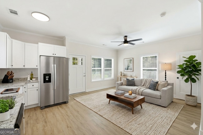 property at 141 Kentucky Cir