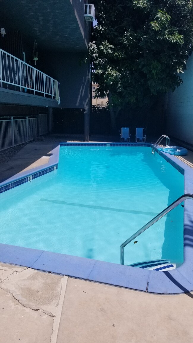 property at 7068 Lanewood Ave