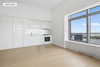 123 Washington St in New York, NY - Building Photo - Building Photo