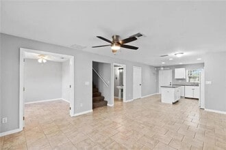 5201 Leeds Rd in Ft. Myers, FL - Building Photo - Building Photo