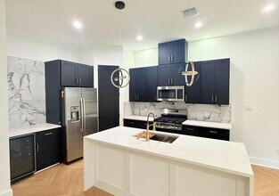 615 Northew St in Houston, TX - Building Photo - Building Photo