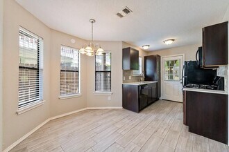 1801 Rawhide Dr in Round Rock, TX - Building Photo - Building Photo
