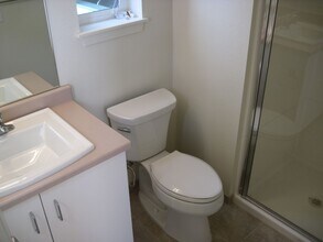 445 Southwest Blvd in Rohnert Park, CA - Building Photo - Building Photo