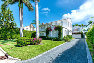 229 Pendleton Ave in Palm Beach, FL - Building Photo - Building Photo