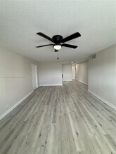 921 SW 74th Terrace in North Lauderdale, FL - Building Photo - Building Photo