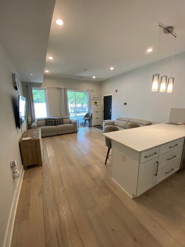 7129 Georgia Ave NW, Unit Unit 3 in Washington, DC - Building Photo - Building Photo