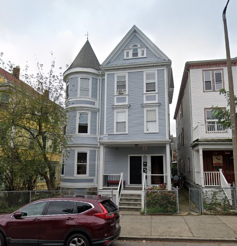 336 Centre St, Unit 1 in Boston, MA - Building Photo - Building Photo