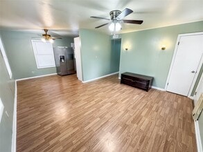 33 Grant Ln in Brandenburg, KY - Building Photo - Building Photo