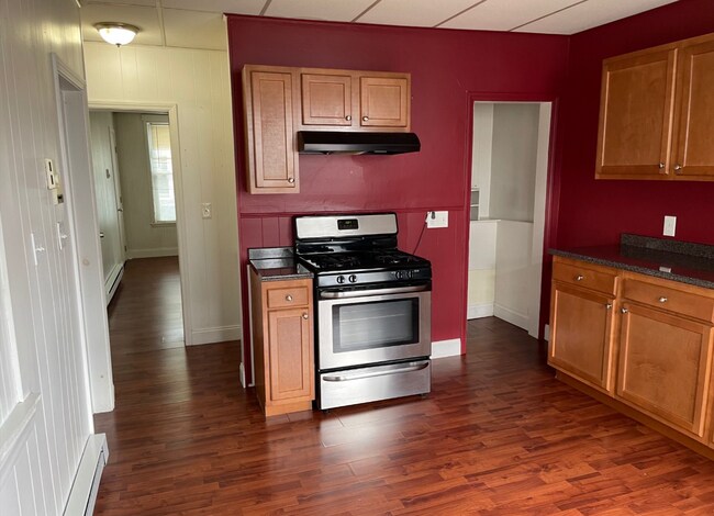 289 Chelsea St, Unit 1