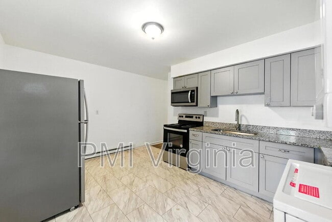 property at 3237 Verdun Ave