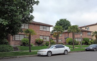 Avalon in Tacoma, WA - Building Photo