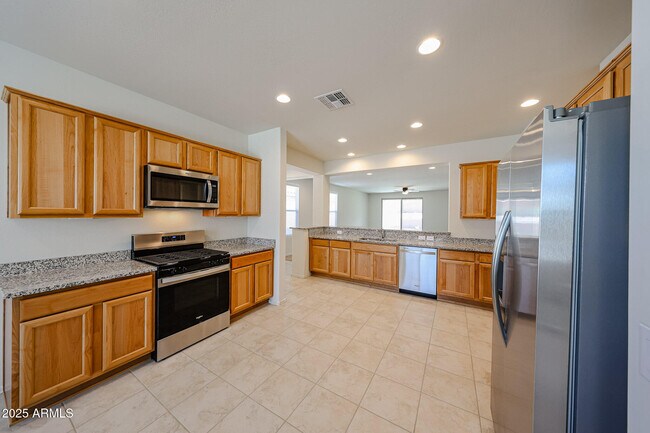 7162 W Hedge Hog Pl in Peoria, AZ - Building Photo - Building Photo