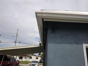 3848 SW 33rd Ct in West Park, FL - Building Photo - Building Photo