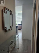 395 Dundas St W in Oakville, ON - Building Photo - Building Photo