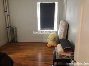 76 Washington St, Unit 27 in Boston, MA - Foto de edificio - Building Photo