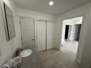 314 7th Ave NE in Ruskin, FL - Building Photo - Building Photo