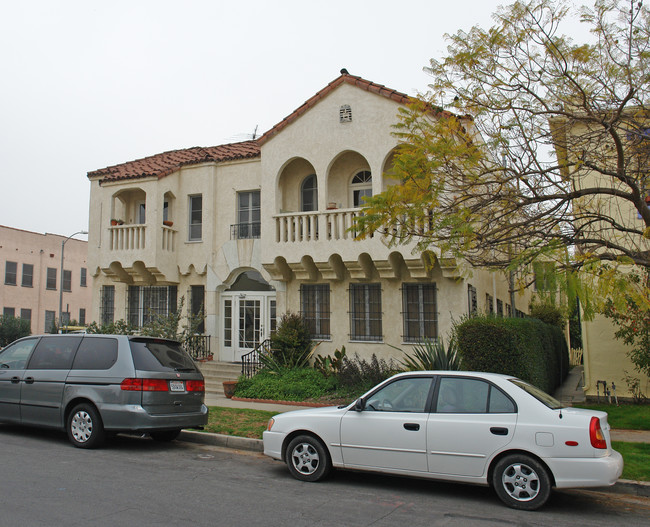 501 N Spaulding Ave in Los Angeles, CA - Building Photo - Building Photo