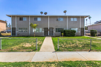 1126 Cero Ct in Redlands, CA - Building Photo - Building Photo