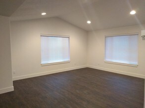 4896 Crater Ave N in Keizer, OR - Building Photo - Building Photo