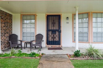 701 Redan St in Houston, TX - Building Photo - Building Photo