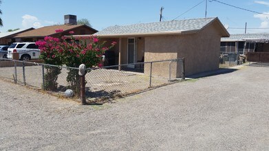 3818 W Portland St in Phoenix, AZ - Foto de edificio - Building Photo