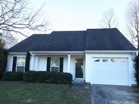 5015 Croftwood Dr in Raleigh, NC - Building Photo