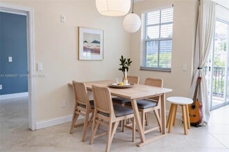 3255 NE 184th St, Unit 12215 in Aventura, FL - Building Photo - Building Photo