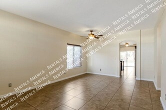 3641 W Camino De Talia in Tucson, AZ - Building Photo - Building Photo