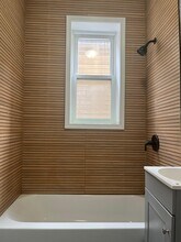 937 Pavonia Ave, Unit 5 in Jersey City, NJ - Building Photo - Building Photo