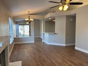 390 Robinwood Ave in Oakley, CA - Building Photo - Building Photo