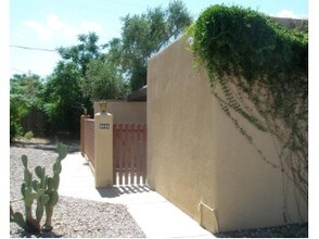 Park Avenue Townhomes in Tucson, AZ - Building Photo - Building Photo