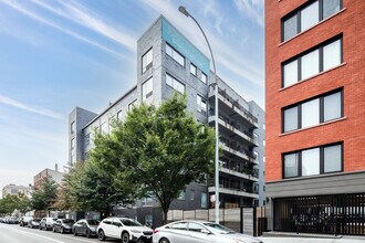 Crown Heights in Brooklyn, NY - Foto de edificio - Building Photo