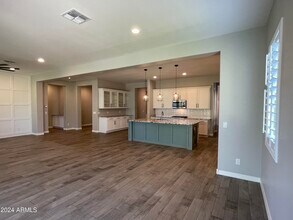 22834 E Silver Crk Ln in Queen Creek, AZ - Building Photo - Building Photo