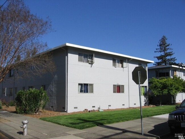property at 505 Franklin St