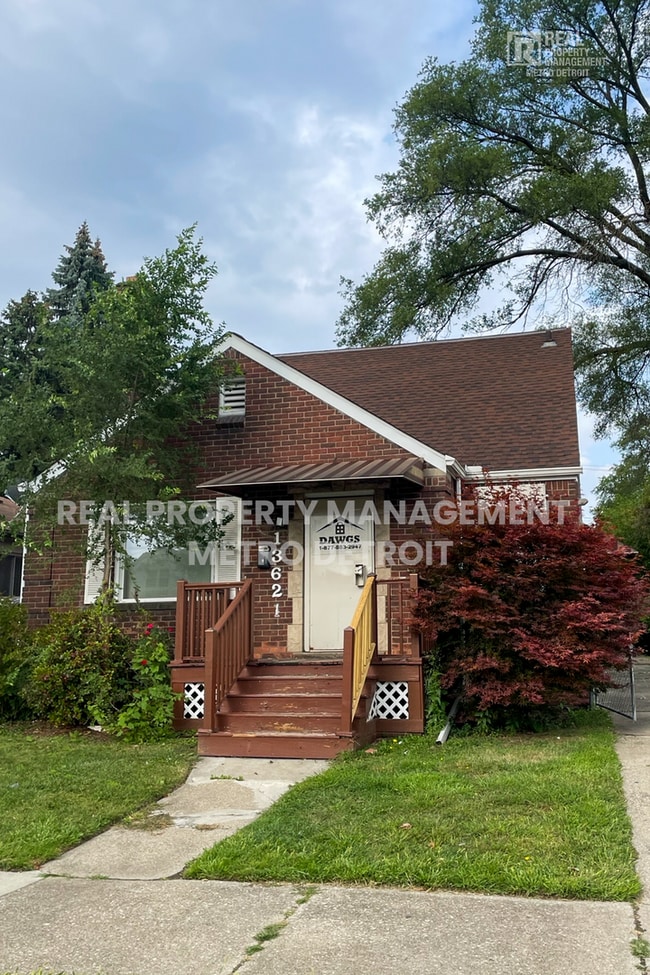 13621 Ashton Rd in Detroit, MI - Building Photo - Building Photo