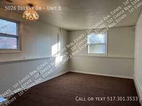 5026 Delray Dr in Lansing, MI - Building Photo - Building Photo