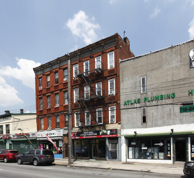 2873 Atlantic Ave in Brooklyn, NY - Foto de edificio