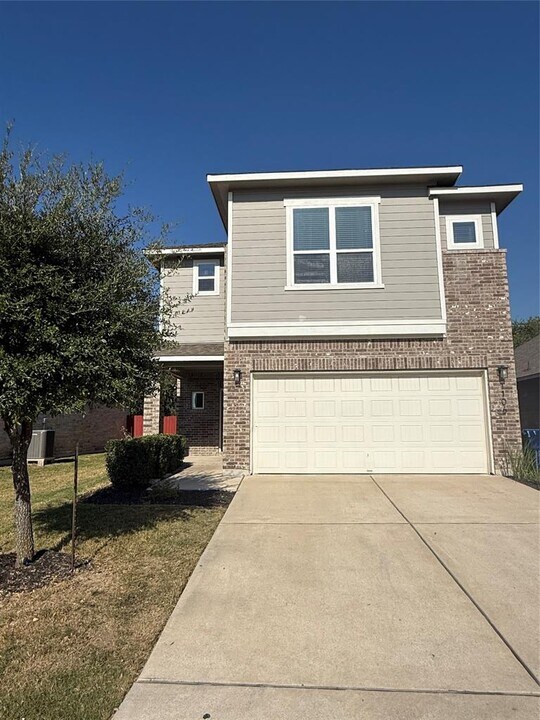 1206 Beechtree Ln in Pflugerville, TX - Building Photo