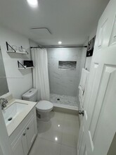 854 NW 87th Ave in Miami, FL - Building Photo - Building Photo