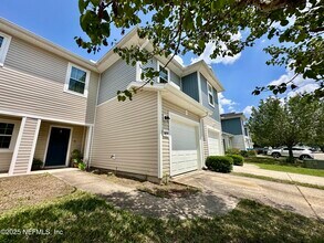 1659 Biscayne Bay Cir in Jacksonville, FL - Building Photo - Building Photo