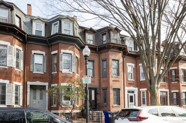 7 Worthington St, Unit 2, Unit 2