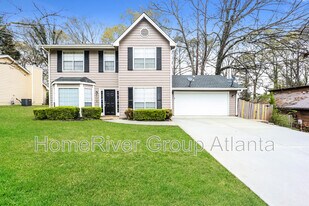 8432 Cedar Creek Ridge in Riverdale, GA - Building Photo