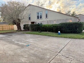 14203 Briarsage Ct in Houston, TX - Building Photo - Building Photo