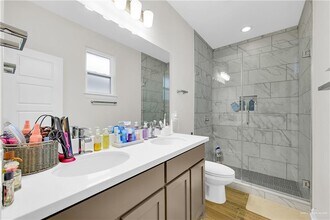 25 Xavier Ave in McAllen, TX - Building Photo - Building Photo