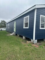 1818 Brown Ave in Harvey, LA - Building Photo