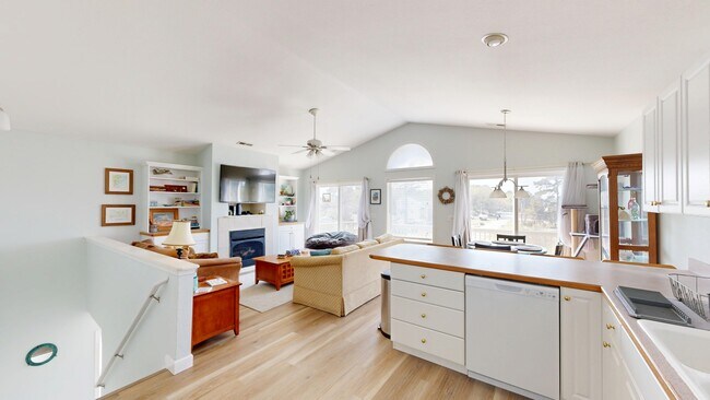 123 Harbour View Dr in Kill Devil Hills, NC - Building Photo - Building Photo