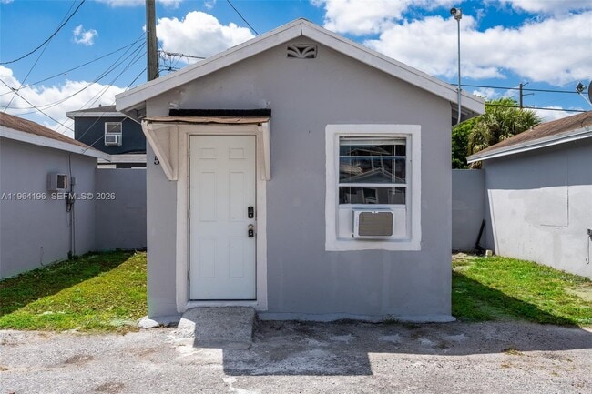 12101 Everglades St in Canal Point, FL - Building Photo - Building Photo